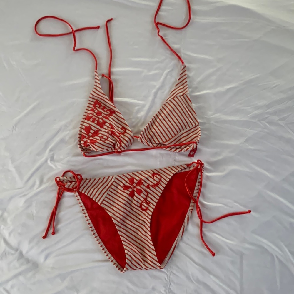 Guess swim